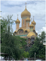 Рассказ о посещении Храма
Румынской православной церкви на праздник Троицы
